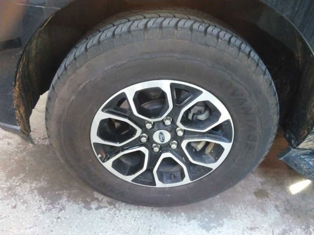 Certified 2024 Ford Expedition XLT image 9