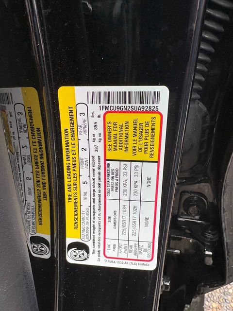 Certified 2025 Ford Escape Active AWD/4WD image 8