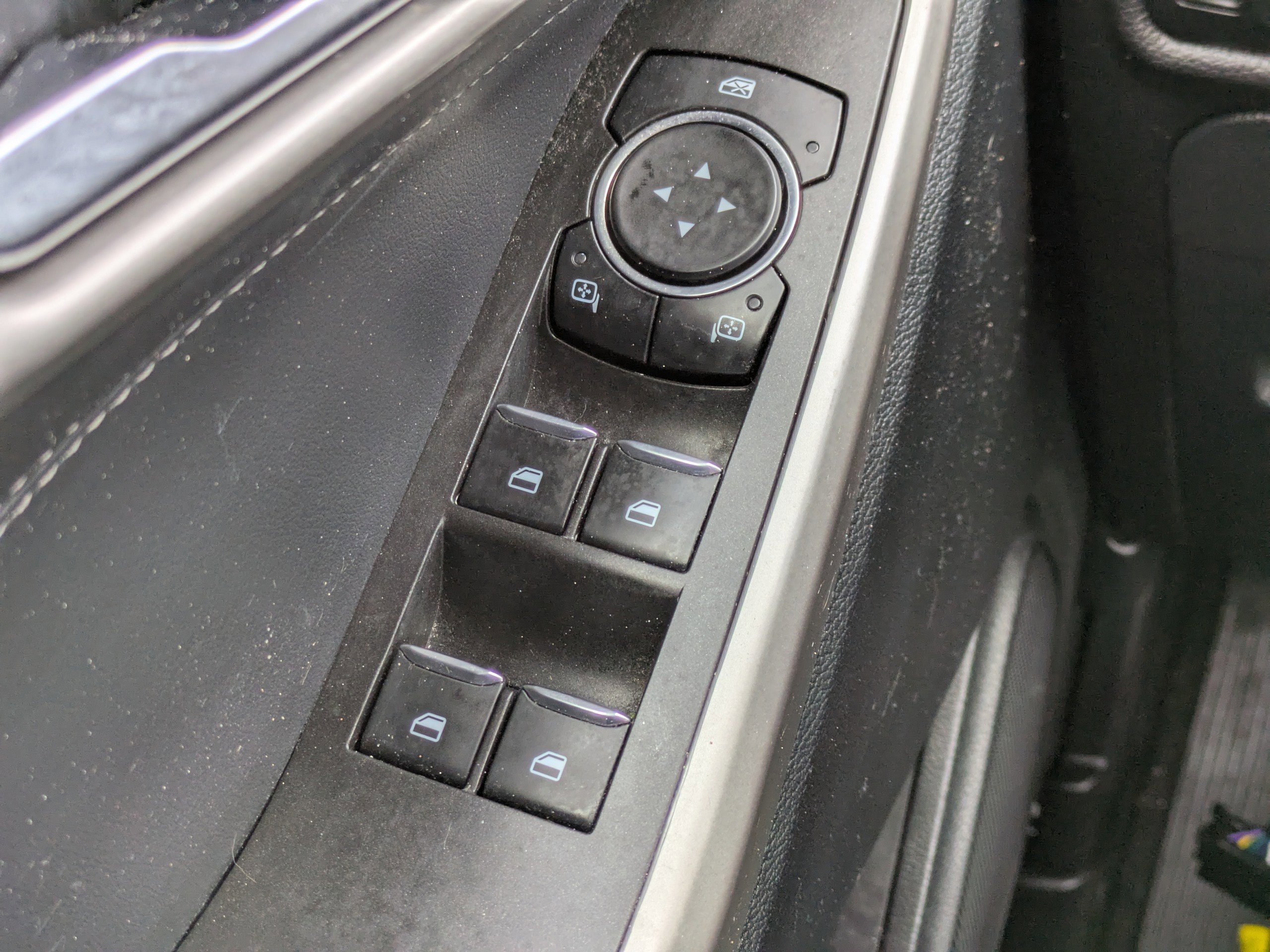 Certified 2024 Ford Explorer XLT AWD/4WD image 20