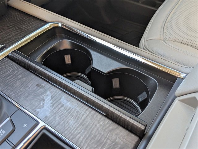 Certified 2021 Ford Expedition Limited image 18