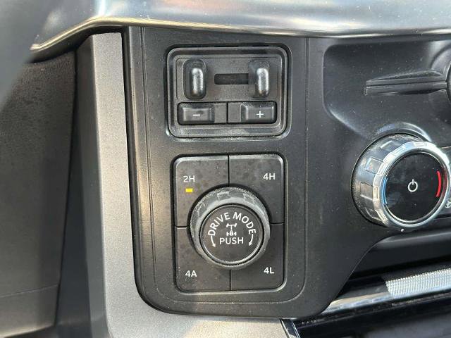 Certified 2022 Ford F150 Lariat w/ Equipment Group 502A High image 30