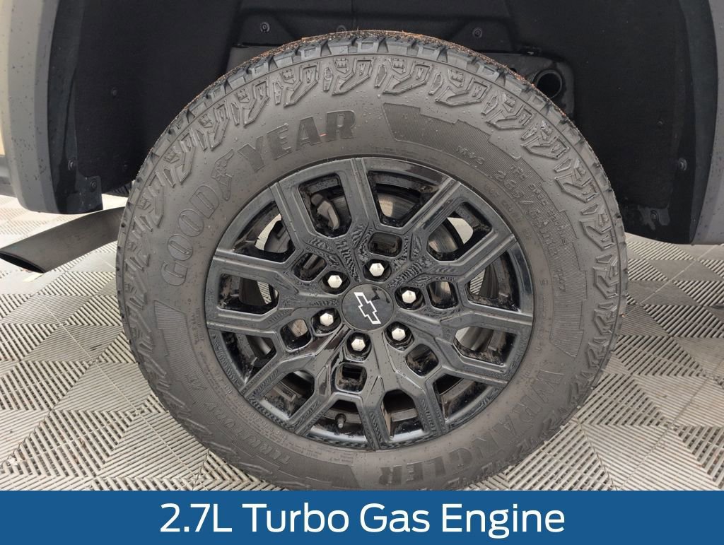 Used 2023 Chevrolet Colorado Trail Boss w/ Technology Package image 22