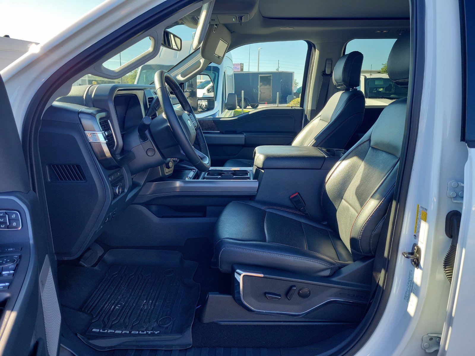 Certified 2024 Ford F250 4x4 Crew Cab Super Duty image 16