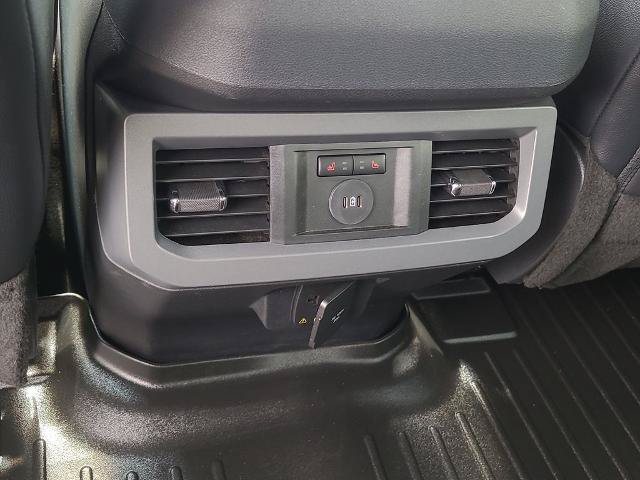 Certified 2025 Ford F350 Lariat w/ Lariat Ultimate Package AWD/4WD image 19