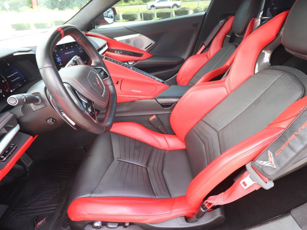 Used 2021 Chevrolet Corvette Stingray Premium Cpe w/ Z51 Performance Package RWD image 2
