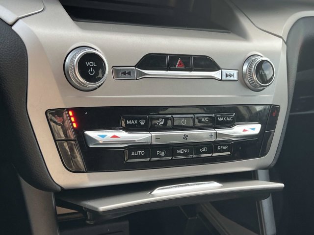 Certified 2023 Ford Explorer XLT AWD/4WD image 25