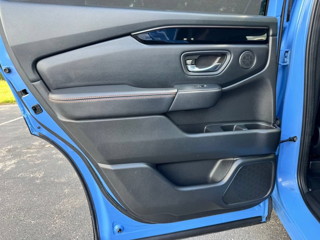Used 2023 Honda Pilot TrailSport image 28