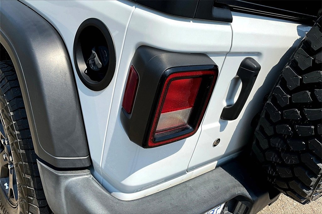 Used 2020 Jeep Wrangler Unlimited Sport image 30