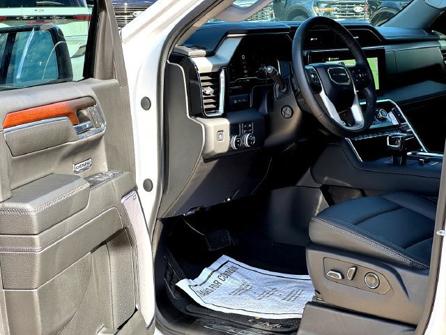 Used 2024 GMC Sierra 1500 Denali w/ Denali Reserve Package RWD image 9