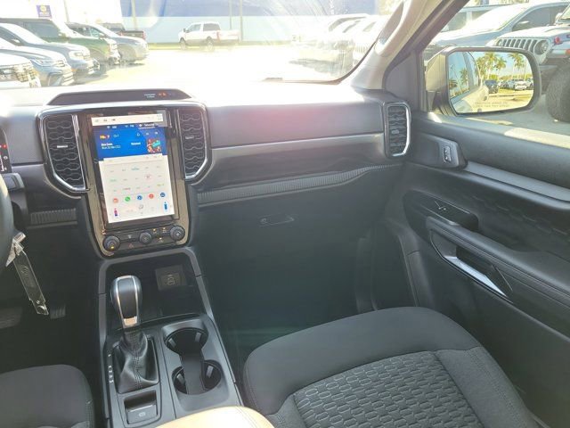Certified 2025 Ford Ranger XLT w/ Black Appearance Package image 20