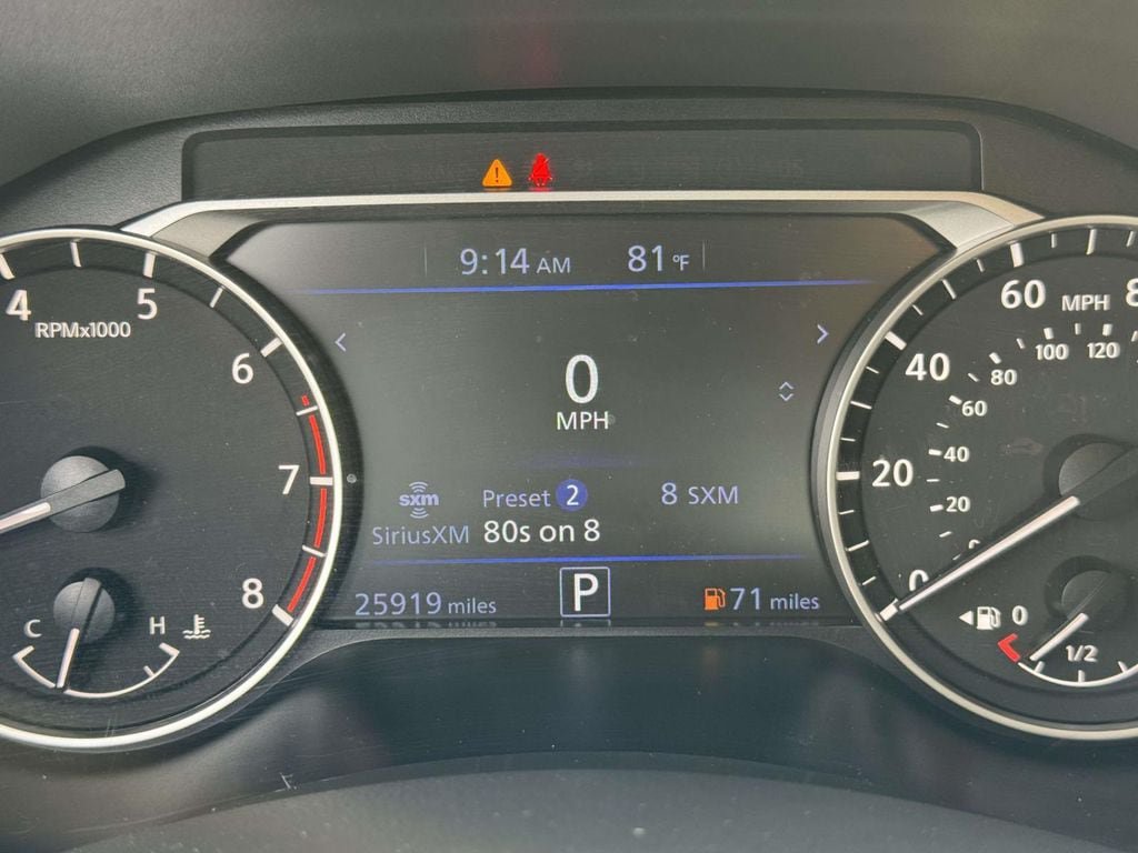 Used 2025 Nissan Altima 2.5 SV FWD image 14