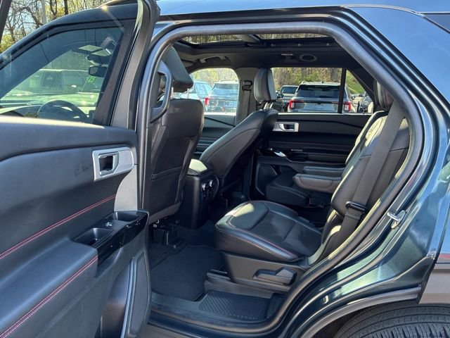 Certified 2023 Ford Explorer ST-Line image 13