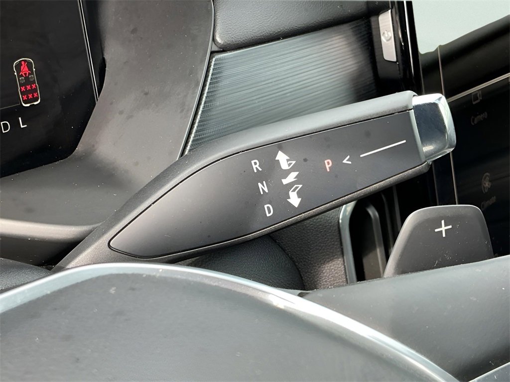 Used 2025 GMC Acadia Elevation image 36