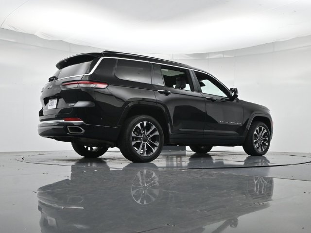 Used 2021 Jeep Grand Cherokee L Overland w/ Luxury Tech Group IV AWD/4WD image 35