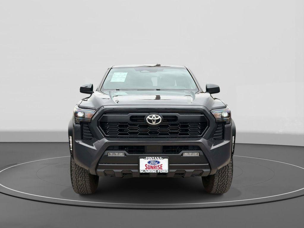 Used 2024 Toyota Tacoma TRD Off-Road AWD/4WD image 3