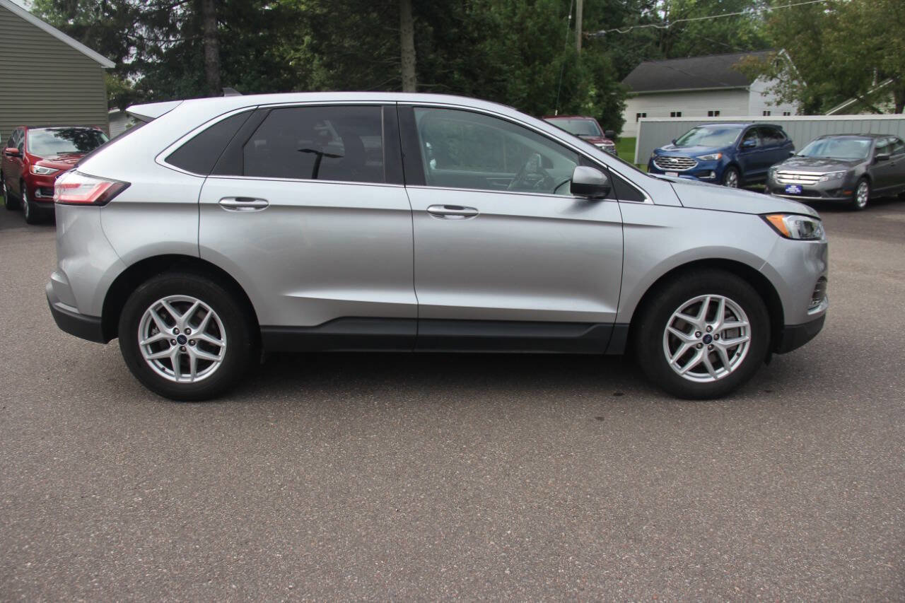 Certified 2022 Ford Edge SEL image 3