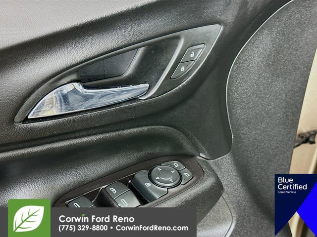 Used 2019 Chevrolet Equinox LT w/ Driver Convenience Package image 20