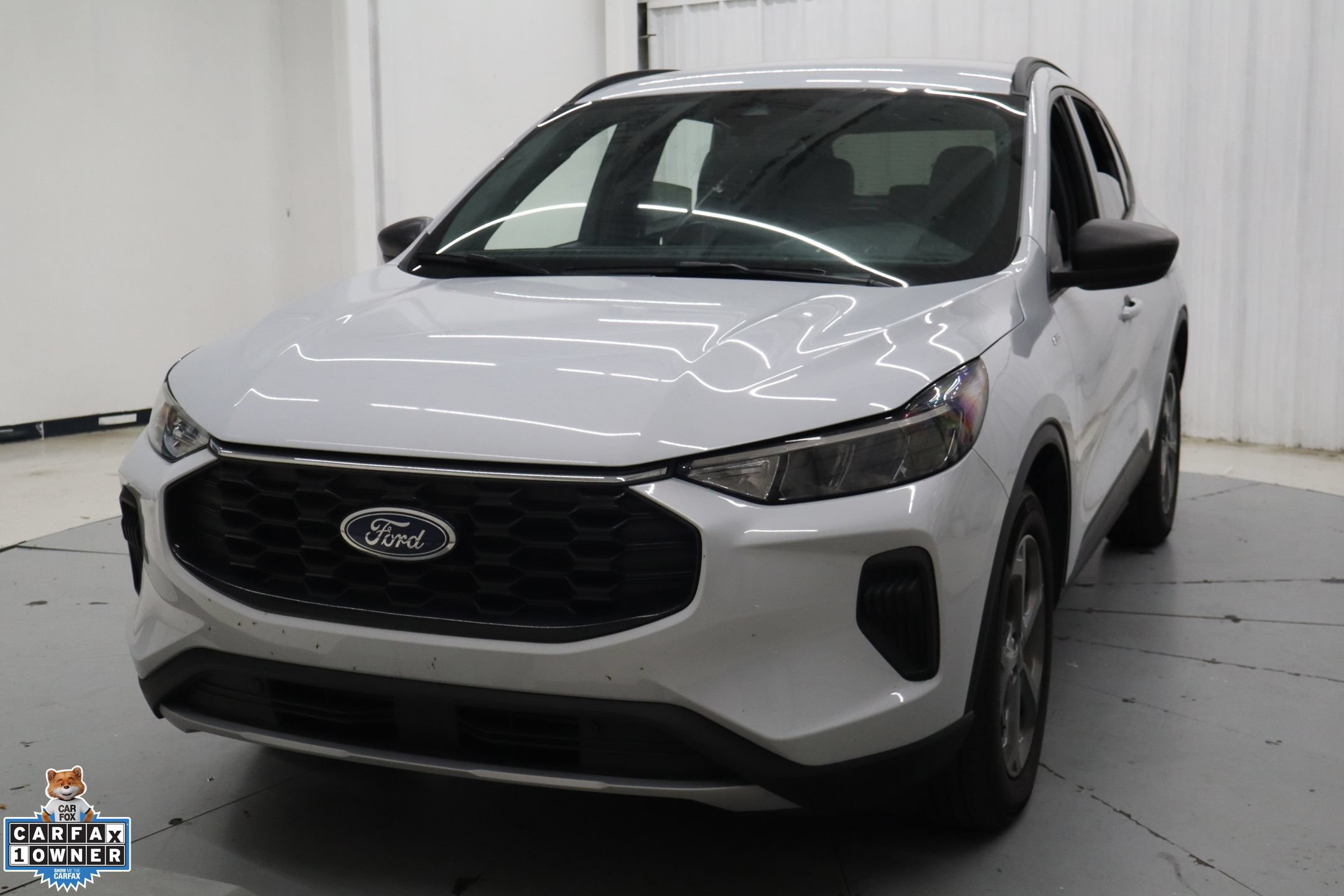 Certified 2025 Ford Escape ST-Line FWD image 8