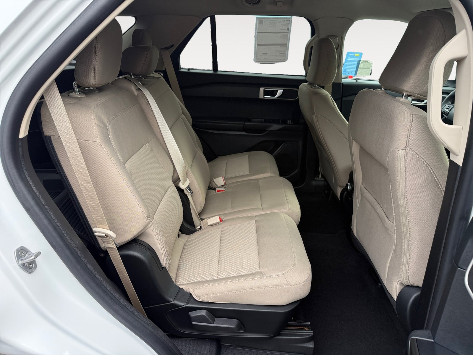 Certified 2021 Ford Explorer 2WD image 18