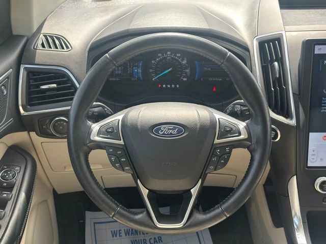 Certified 2023 Ford Edge Titanium image 16