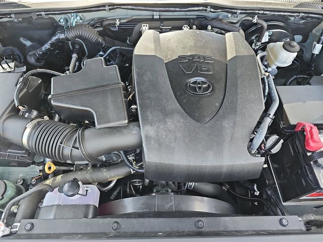 Used 2023 Toyota Tacoma TRD Sport w/ Advanced Technology Package AWD/4WD image 33