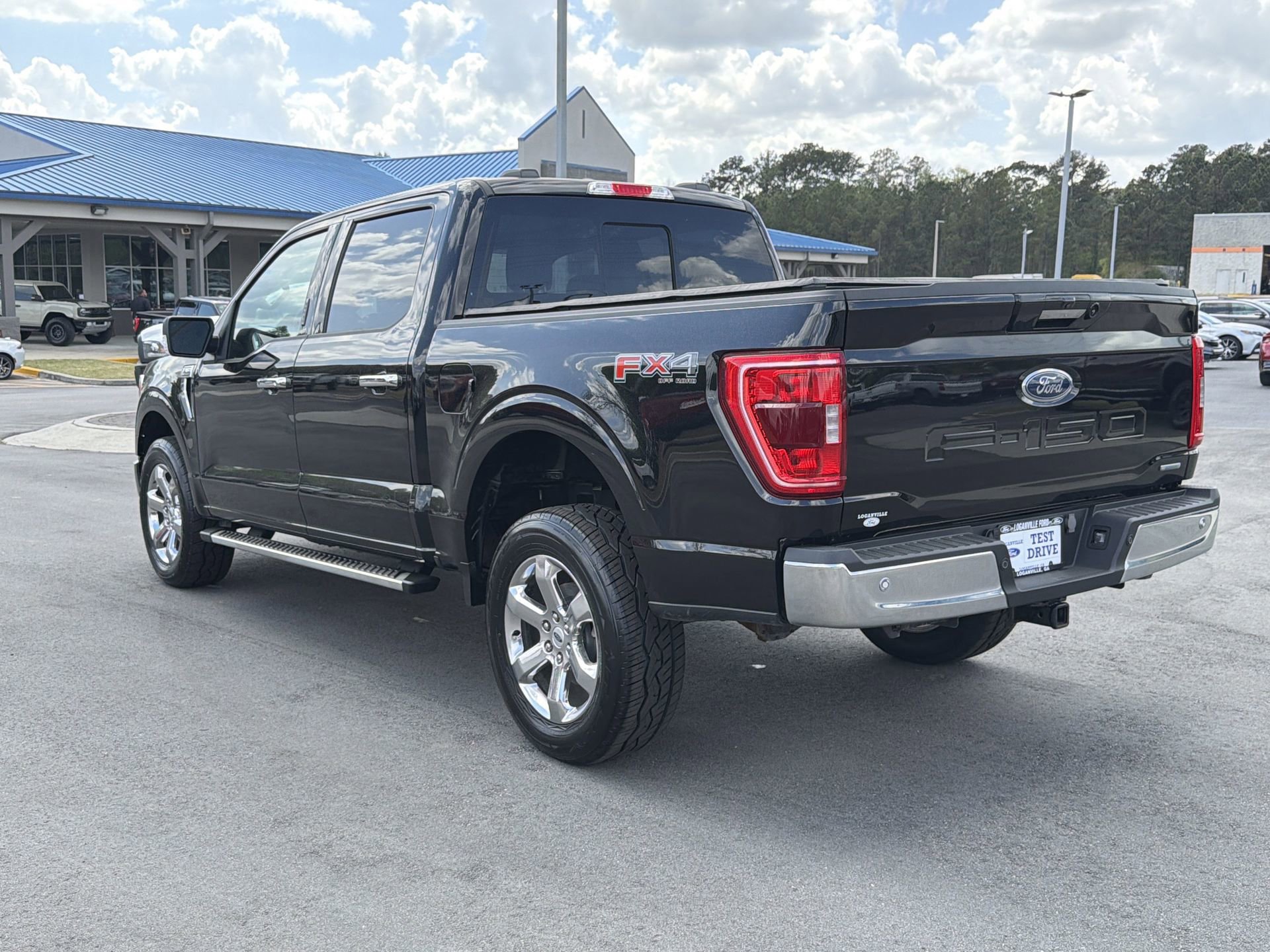 Certified 2023 Ford F150 XLT w/ Equipment Group 302A High image 5