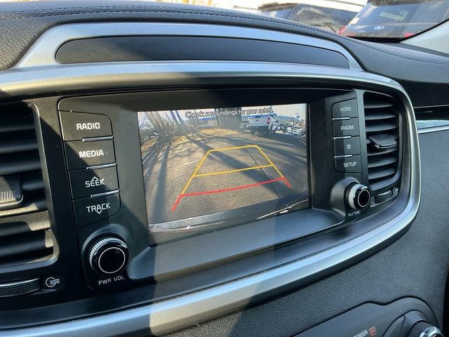 Used 2020 Kia Sorento LX image 22