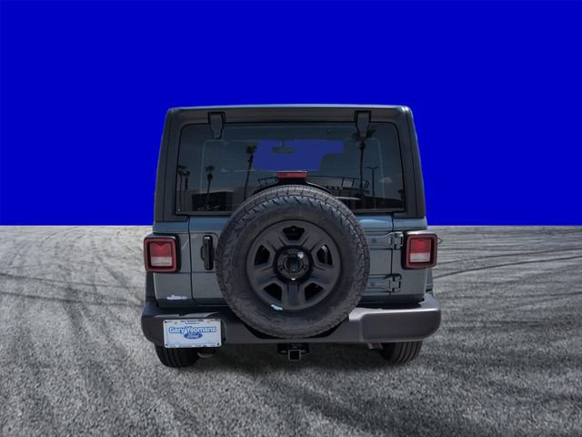 Used 2025 Jeep Wrangler Sport AWD/4WD image 5