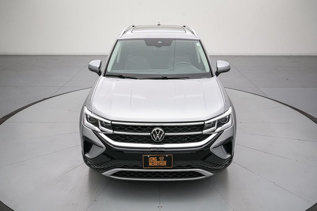 Used 2023 Volkswagen Taos SEL AWD/4WD image 9