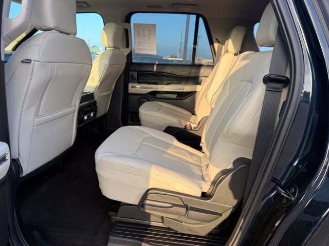 Certified 2021 Ford Expedition Max Platinum AWD/4WD image 15
