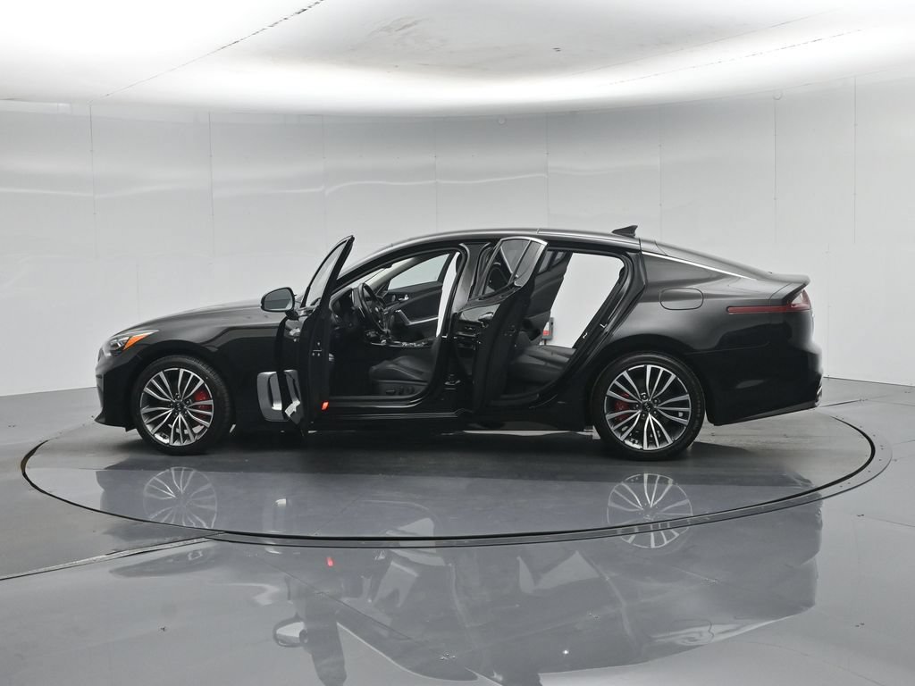 Used 2019 Kia Stinger Premium RWD image 38