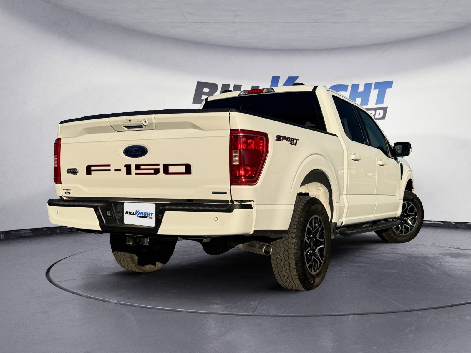 Certified 2022 Ford F150 XLT w/ Equipment Group 302A High image 5