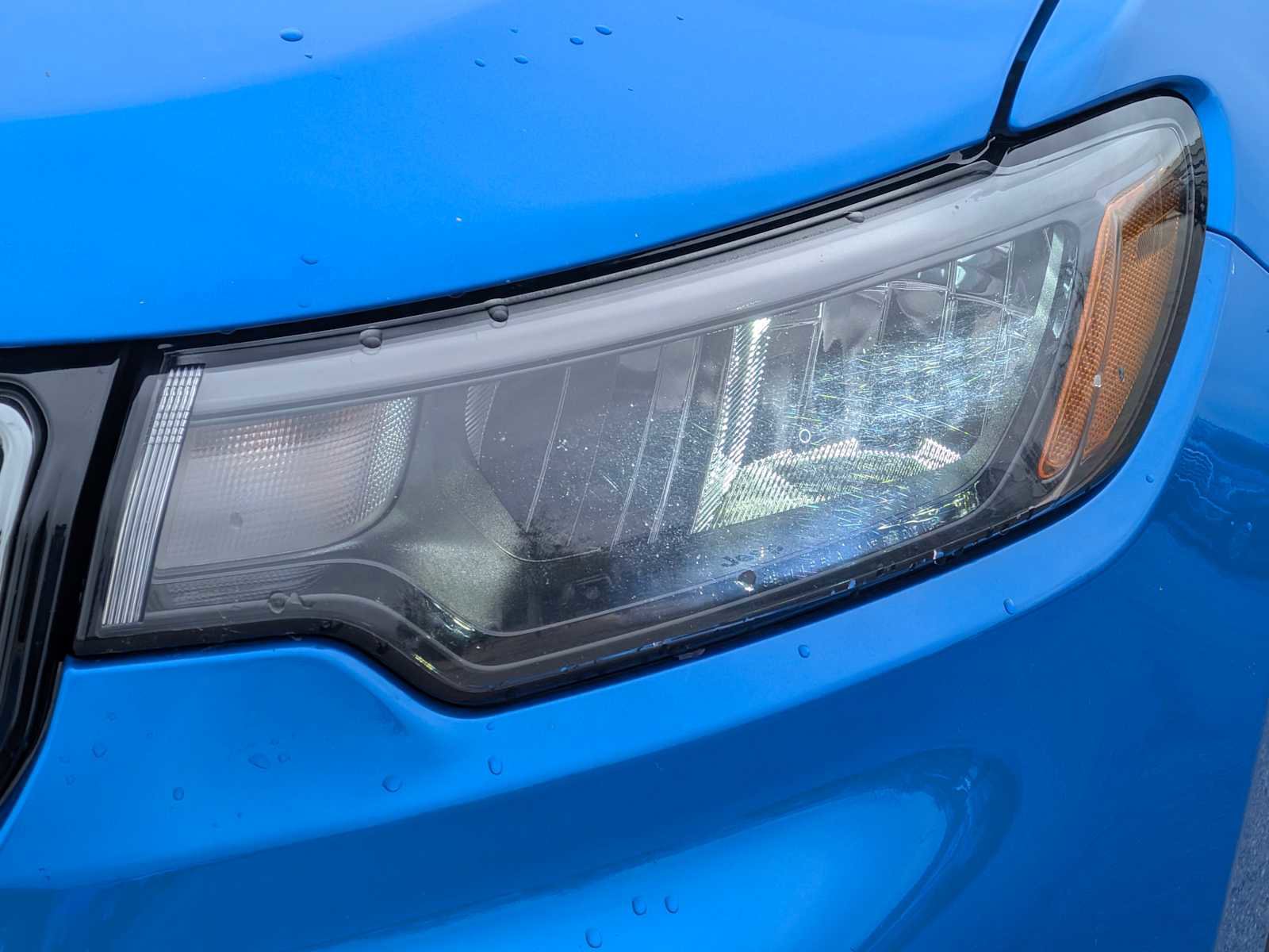 Used 2025 Jeep Compass Limited AWD/4WD image 10