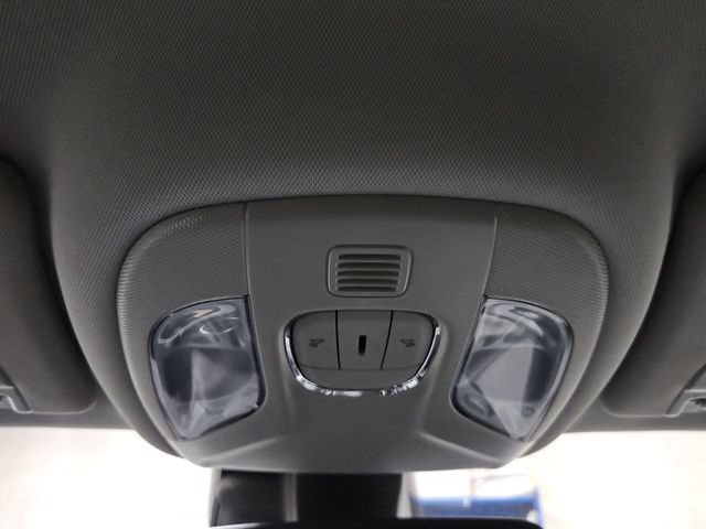 Used 2022 Jeep Compass Latitude AWD/4WD image 3