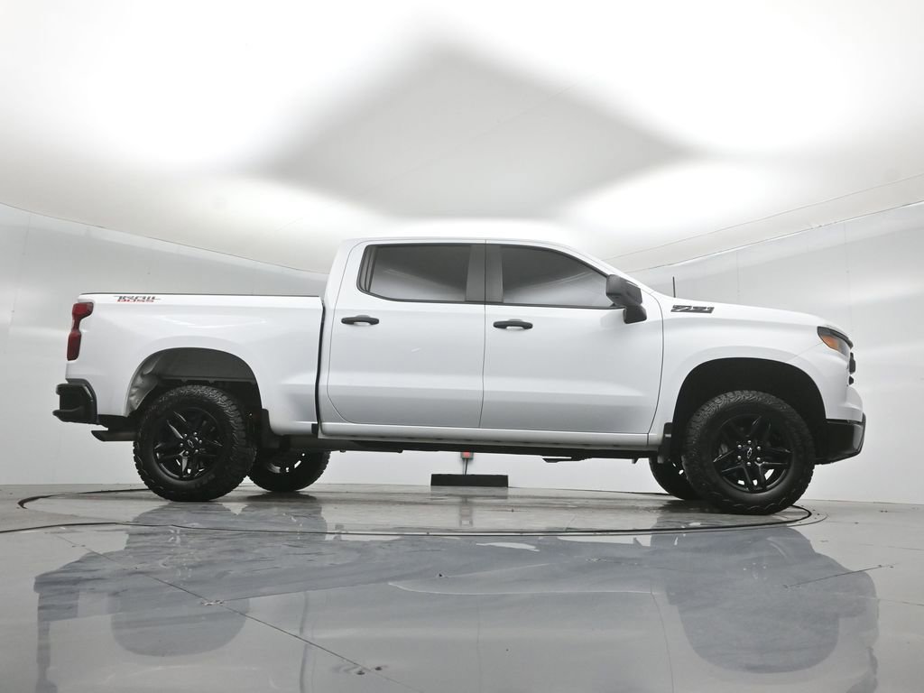 Used 2024 Chevrolet Silverado 1500 Custom Trail Boss w/ LPO, Dark Essentials Package AWD/4WD image 48