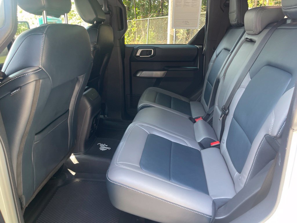 Certified 2022 Ford Bronco Outer Banks w/ Sasquatch Package AWD/4WD image 15