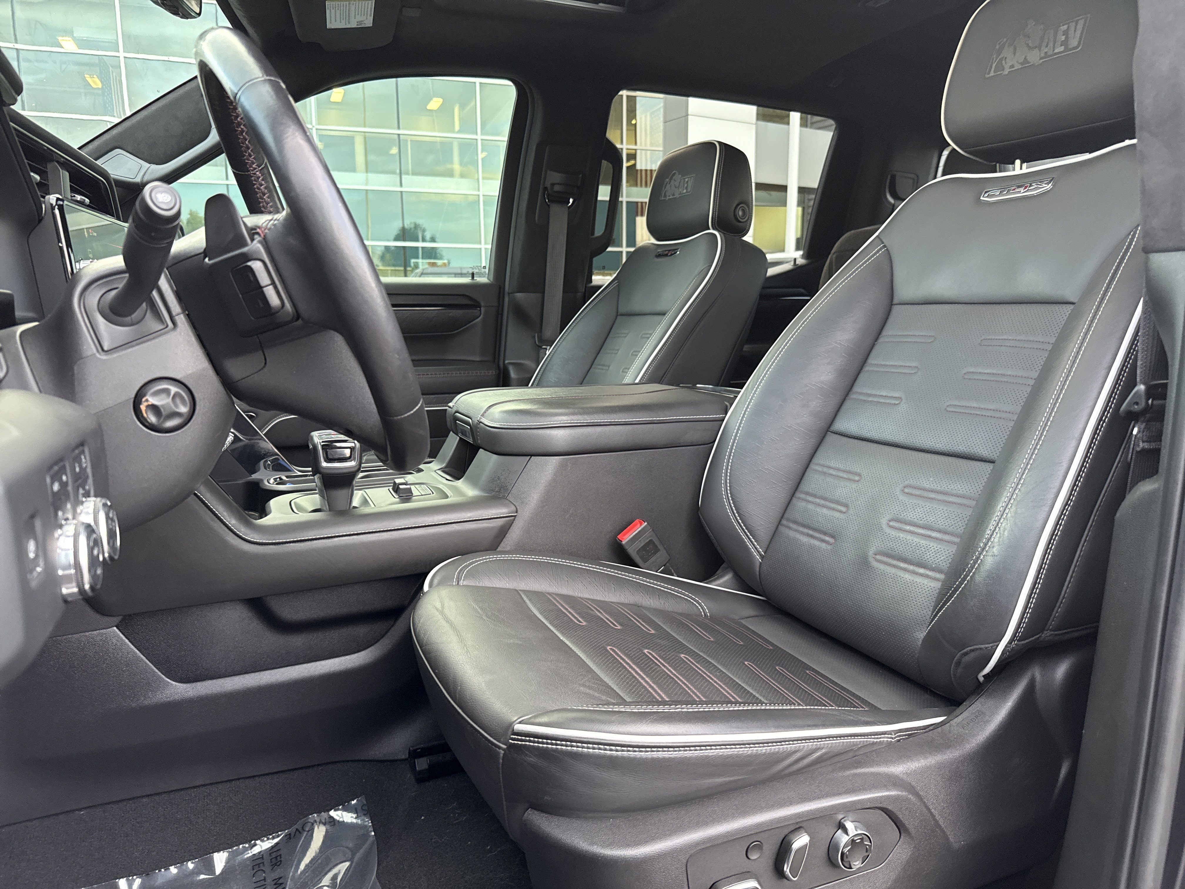 Used 2024 GMC Sierra 1500 AT4X w/ AT4X AEV Edition AWD/4WD image 12