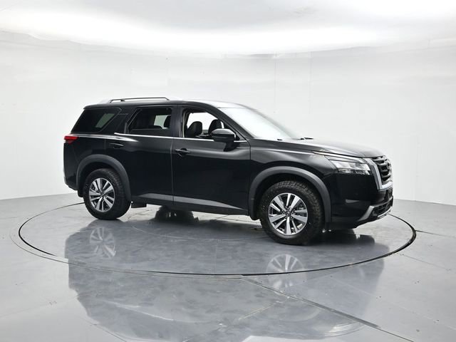 Used 2022 Nissan Pathfinder SL video 3