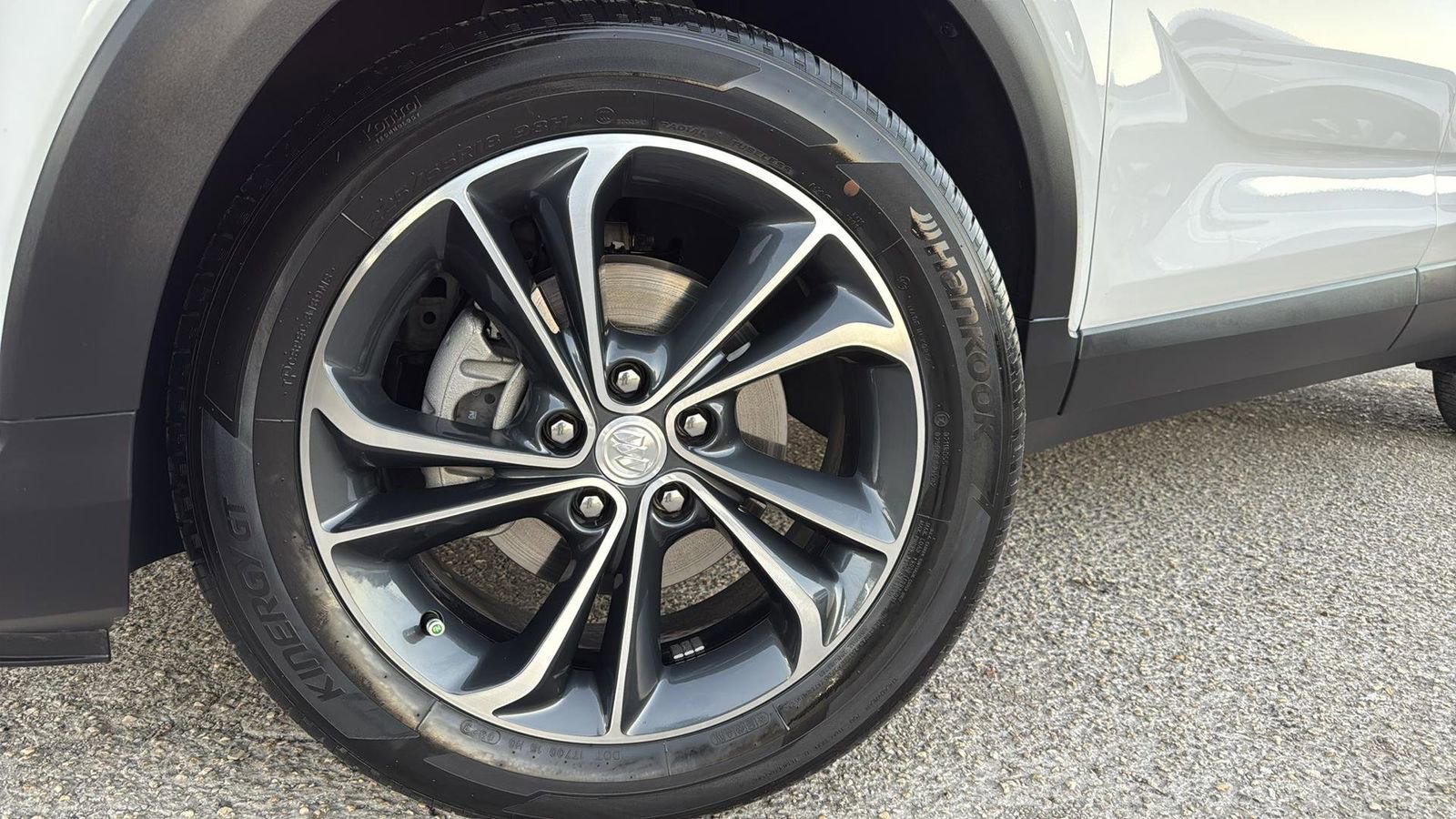 Used 2023 Buick Encore GX Select image 9