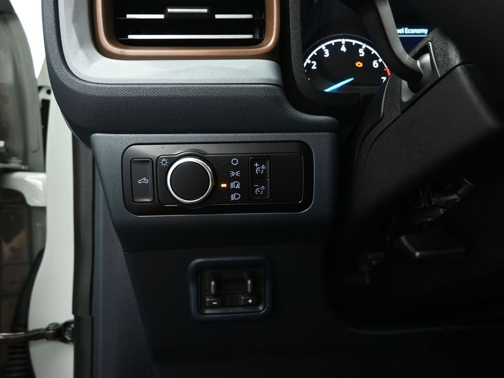 Certified 2023 Ford Maverick Lariat w/ Equipment Group 500A Standard image 37