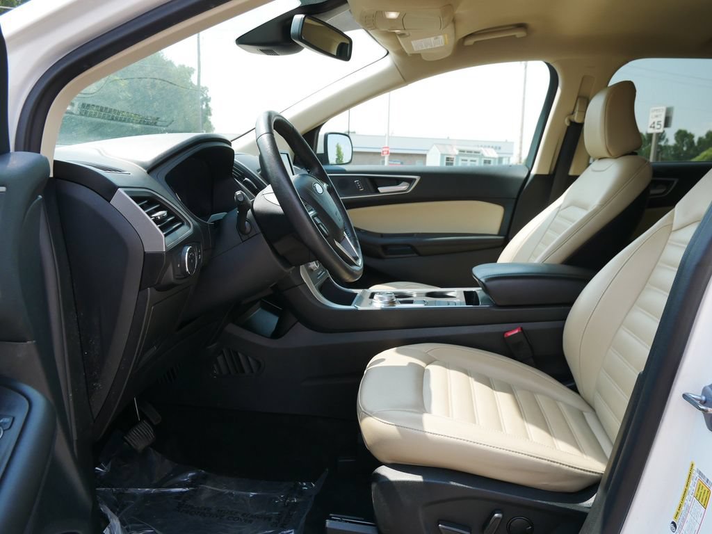 Certified 2022 Ford Edge SEL w/ Convenience Package AWD/4WD image 9