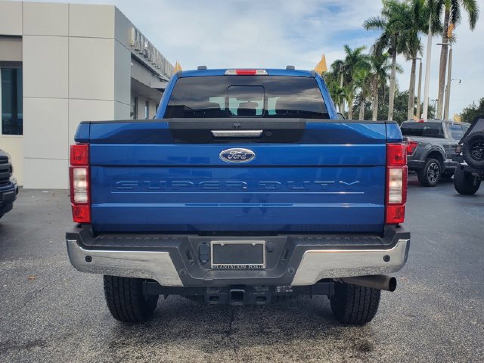 Certified 2022 Ford F250 Lariat w/ Tremor Off-Road Package image 6
