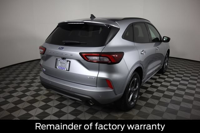 Certified 2024 Ford Escape ST-Line w/ Tech Pack #1 AWD/4WD image 3