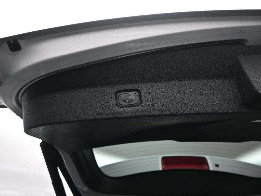 Certified 2018 Ford Explorer XLT w/ Equipment Group 202A image 55