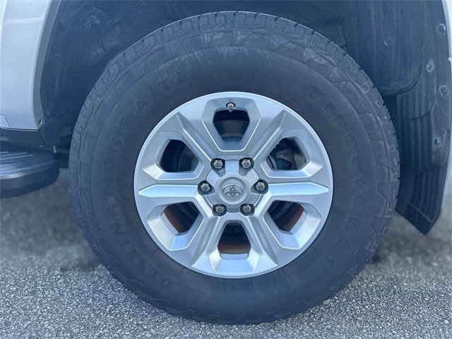 Used 2018 Toyota 4Runner SR5 image 10