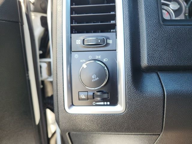 Used 2017 RAM 1500 Limited image 17