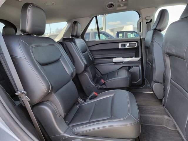 Certified 2023 Ford Explorer XLT w/ Equipment Group 202A AWD/4WD image 24