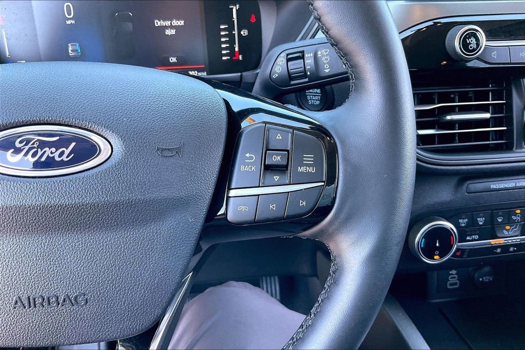 Certified 2024 Ford Escape Active AWD/4WD image 18