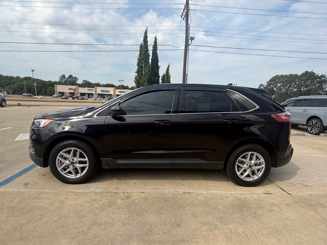 Certified 2024 Ford Edge SEL w/ Convenience Package AWD/4WD image 4