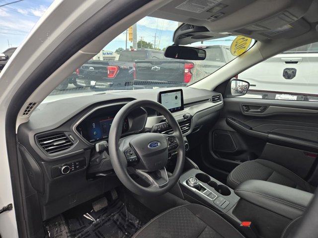 Certified 2025 Ford Escape Active FWD image 2